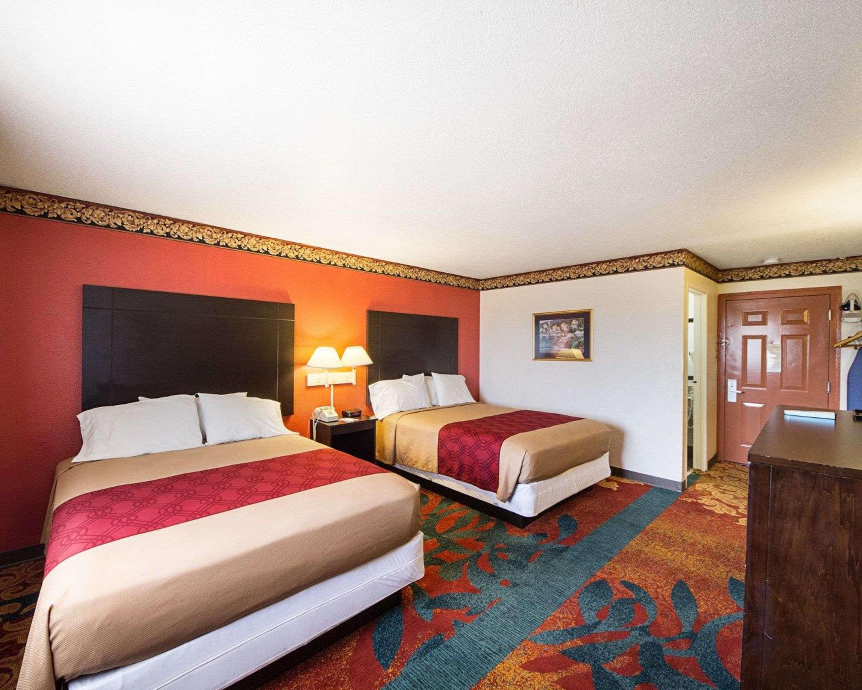 Rodeway Inn San Antonio Lackland Afb - Seaworld Exterior photo